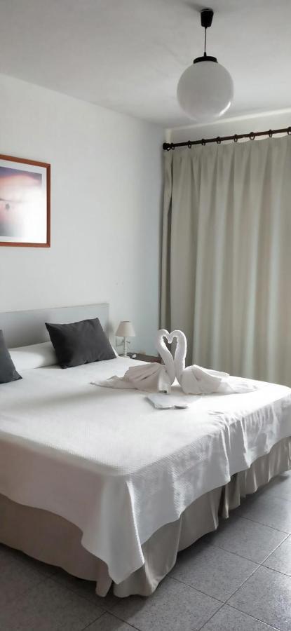 Hostal S'Algaret フォルネイス エクステリア 写真