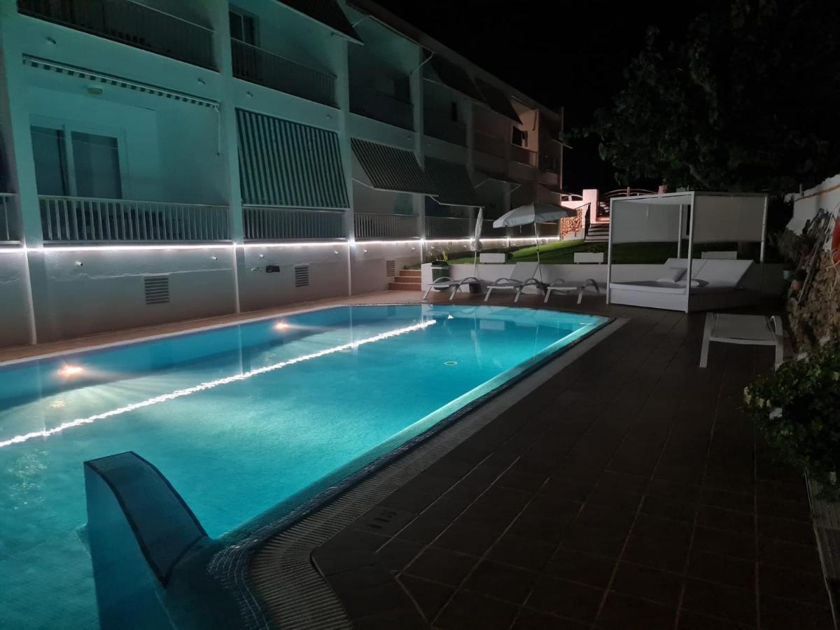Hostal S'Algaret フォルネイス エクステリア 写真